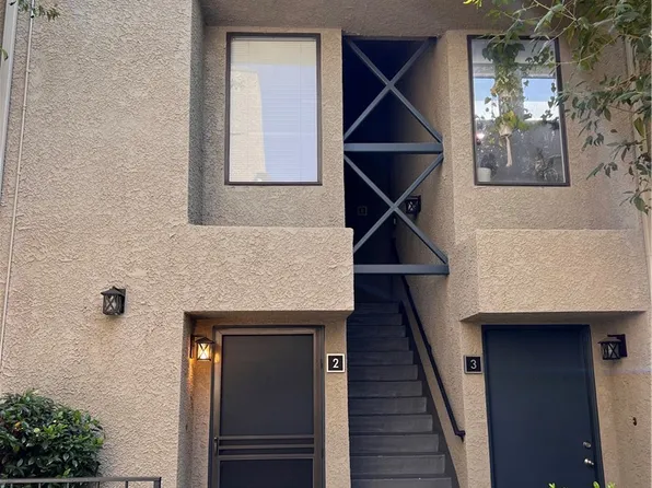 8565 Independence Ave APT 2, Canoga Park, CA 91304