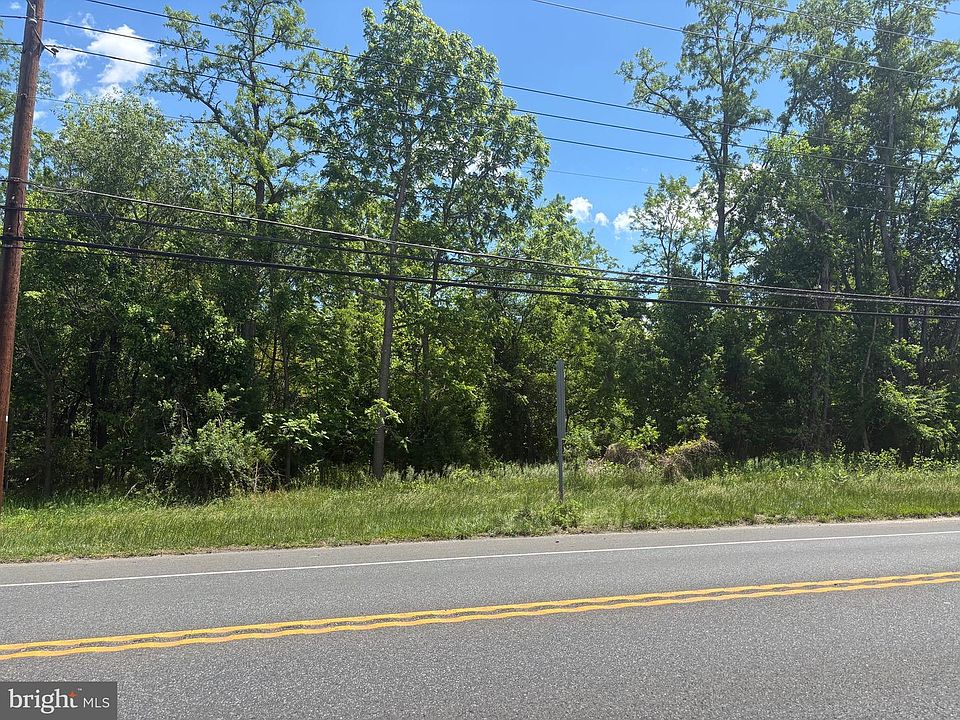 2nd image of 1996 Route 206 #411