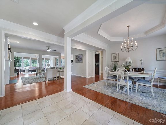 5th image of 11280 Baltusrol Dr