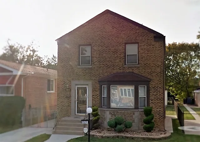 9924 S Union Ave photo 1