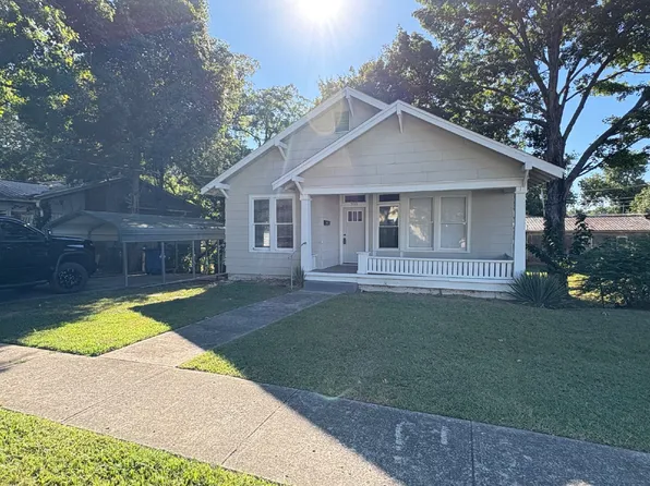 203 Summer St, Martin, TN 38237