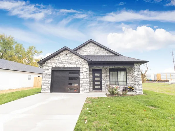 809 Myra St, Moberly, MO 65270