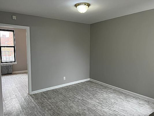 2nd image of 238 E 111th St APT 6D