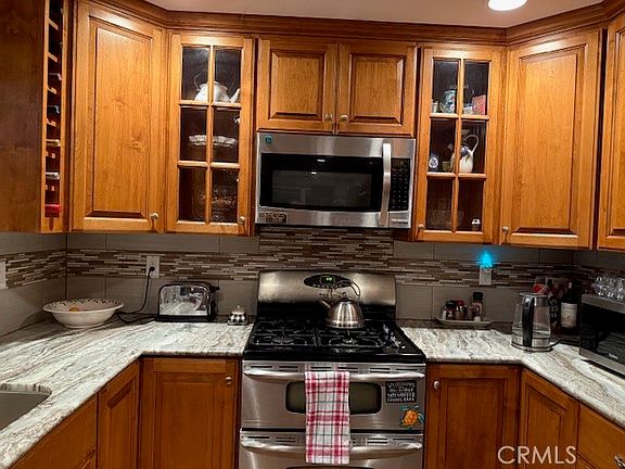 3rd image of 4151 Gertrude St