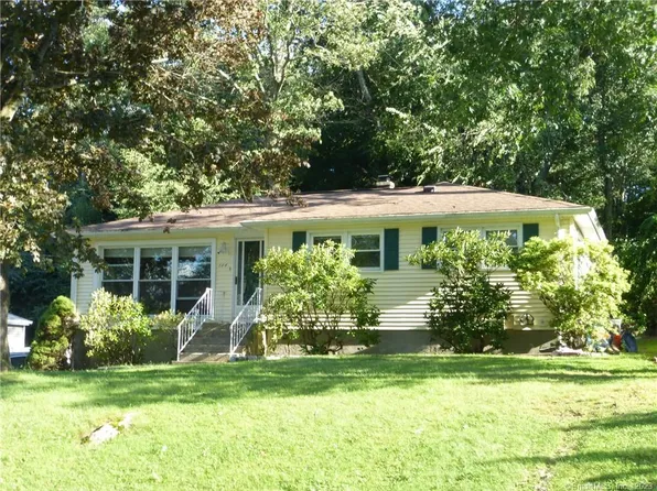144 Harwood Road, Waterbury, CT 06706