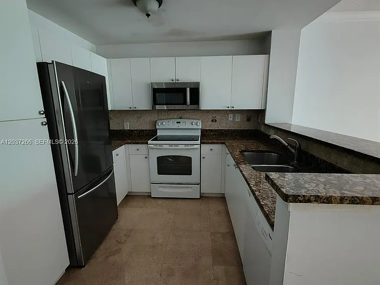 11771 Saint Andrews Pl #104 — Photo 7