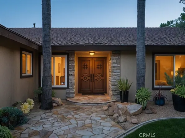 13831 Loretta Dr, Tustin, CA 92780