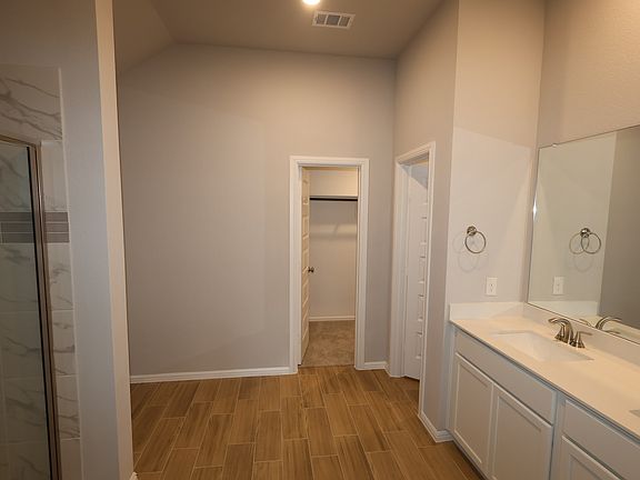 5th image of 13084 Limestone St