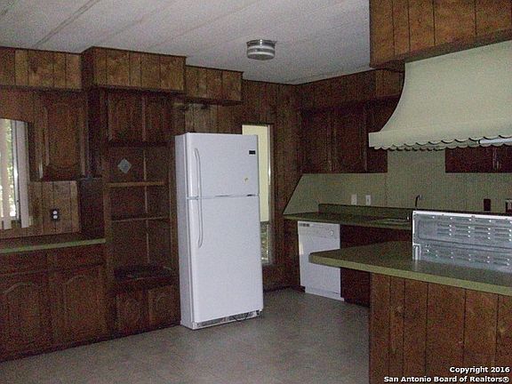 4th image of 8558 Braewick Dr