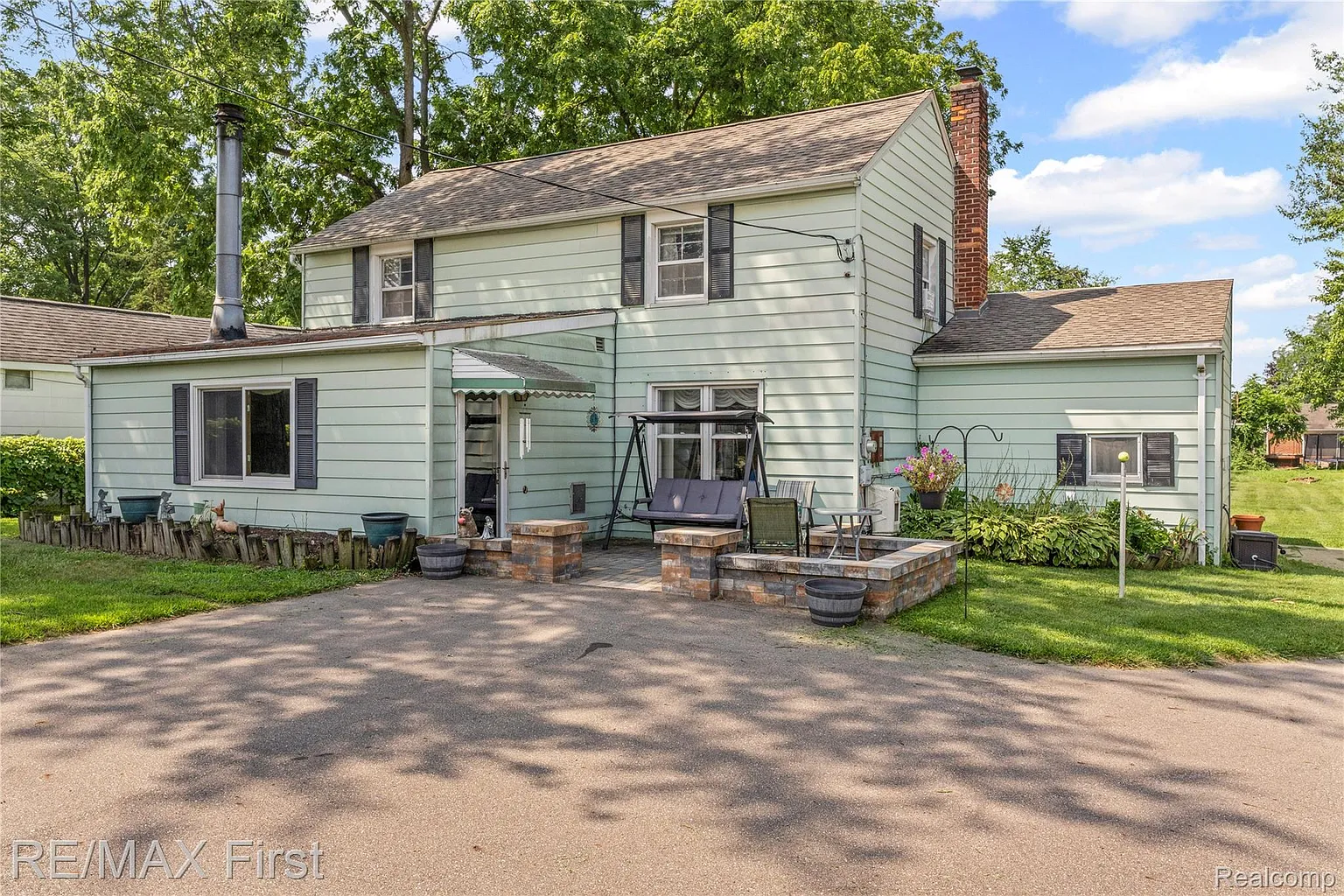 6829 John R Rd photo 1