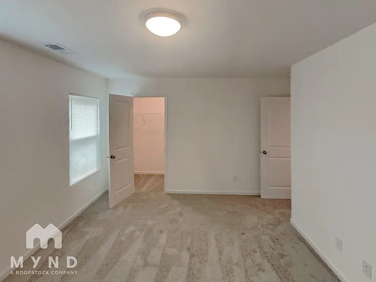 702 W Virginia Ave — Photo 11