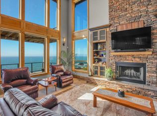 3545 Rocky Creek Ave, Depoe Bay, OR 97341