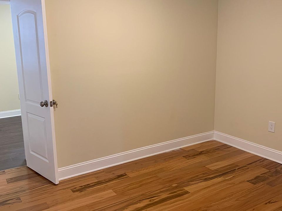 1st image of 2505 S 10th St #1
