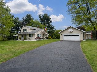 173 High St, Agawam, MA 01001