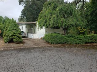 1661 Hwy 99 N SPC 11, Cottage Grove, OR 97424