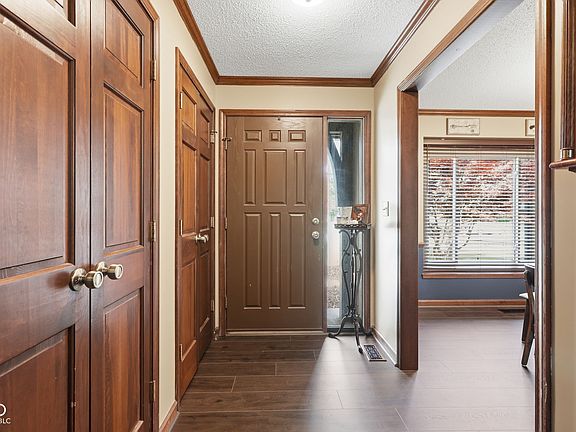 4th image of 7164 Sandalwood Dr