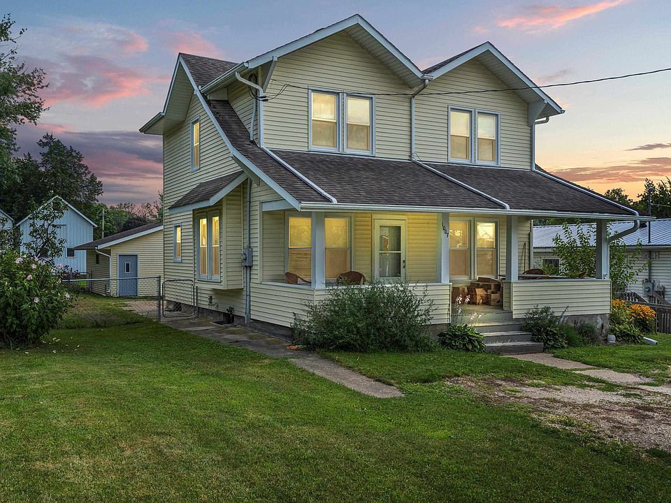 1007 Larrabee St, Clermont, IA 52135 Zillow