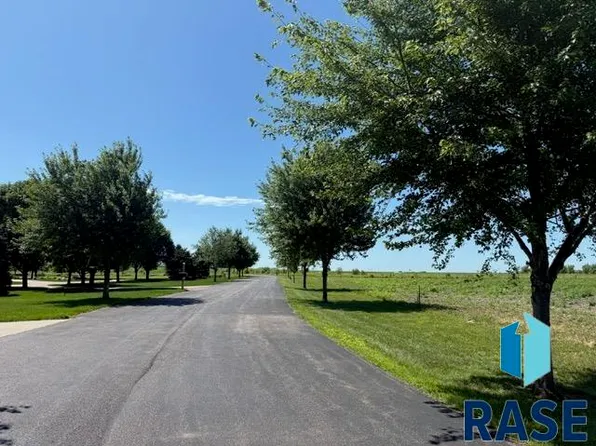 LOT 2 Trading Post Rd, Sioux Falls, SD 57108
