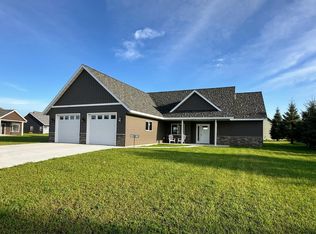 840 9th St NW, Perham, MN 56573