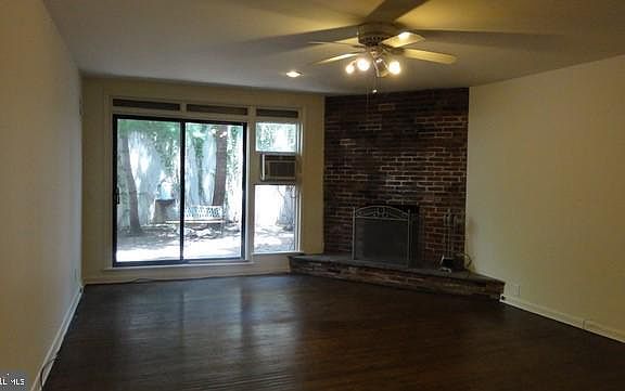 3rd image of 2321-23 Sansom St #1B