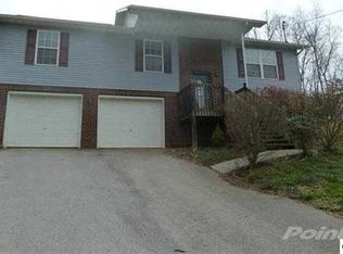 623 Hollow Dr, Strawberry Plains, TN 37871