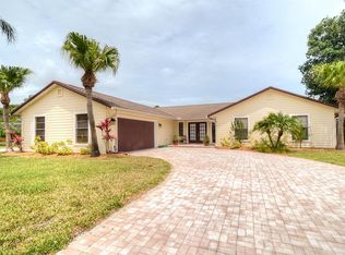 2325 SE Luau Ave, Port Saint Lucie, FL 34952