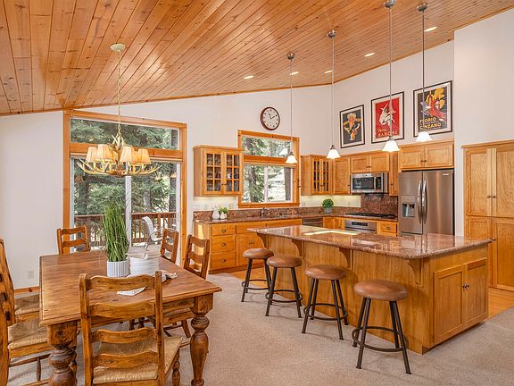 3rd image of 12655 Bernese Ln