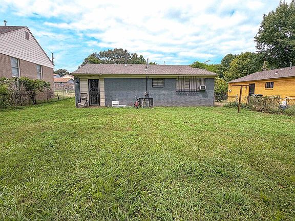 3rd image of 373 Delta Rd