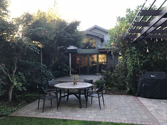 3rd image of 540 Palmer Ln