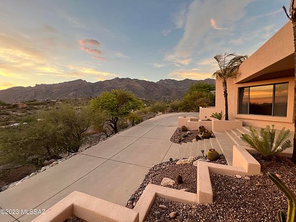 3rd image of 5580 E Paseo Cimarron