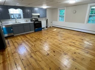 299 N Stark Hwy APT 4, Weare, NH 03281