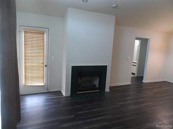 4th image of 52212 Stoneridge