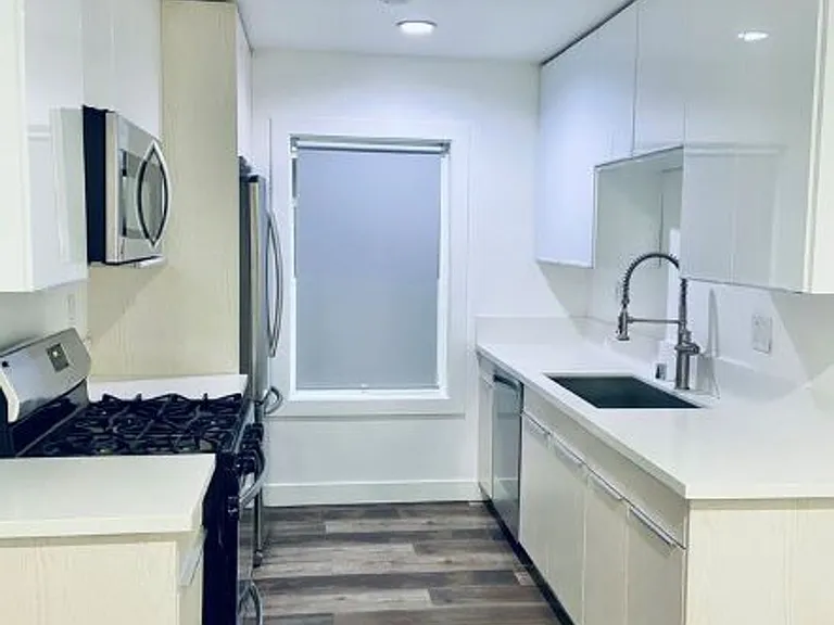 2730 Raymond Ave — Photo 3