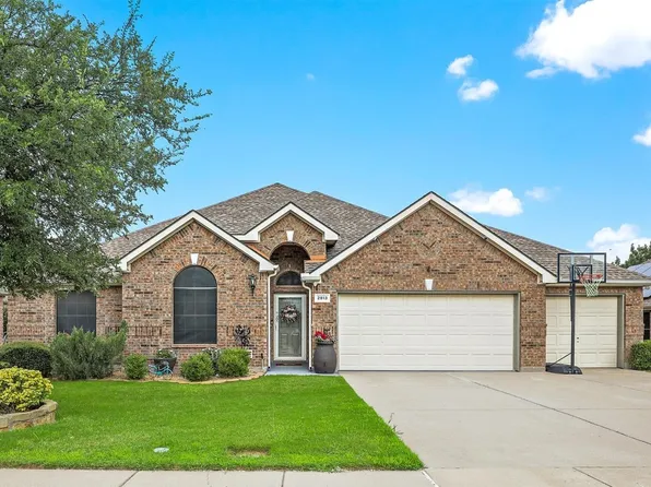 2813 Starshine Dr, Little Elm, TX 75068