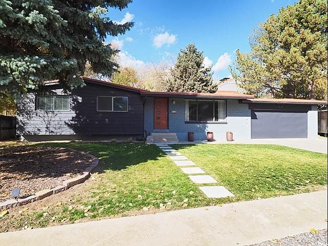 1st image of 1465 E Bluegrass Cir