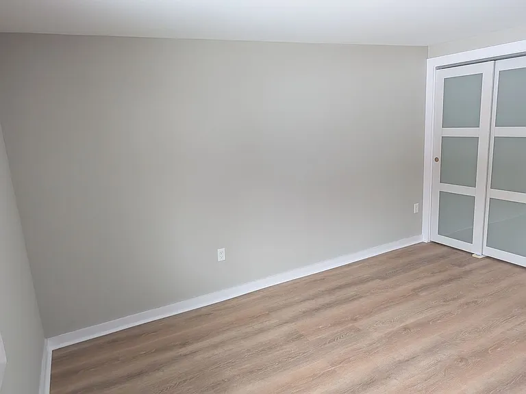 242 Commercial St — Photo 39