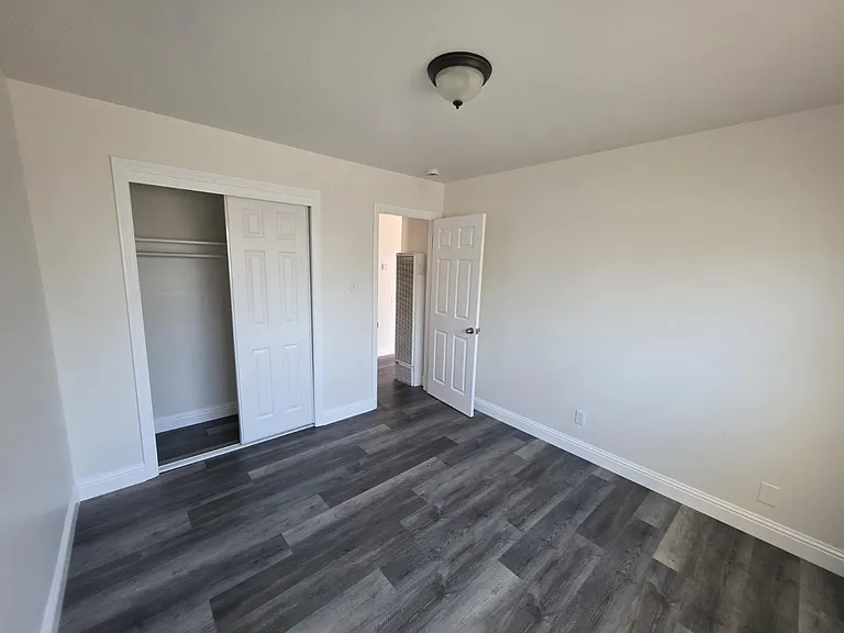 302 Maple Ave #300 — Photo 12