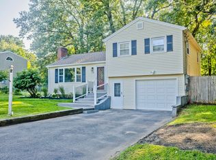 15 Carmella Ter, Enfield, CT 06082