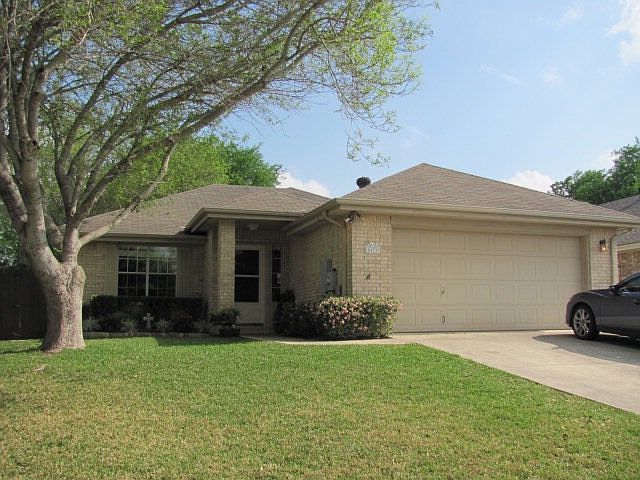 1st image of 1679 Lantana Cir