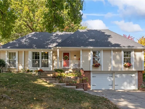 12200 W 99th Ter, Lenexa, KS 66215