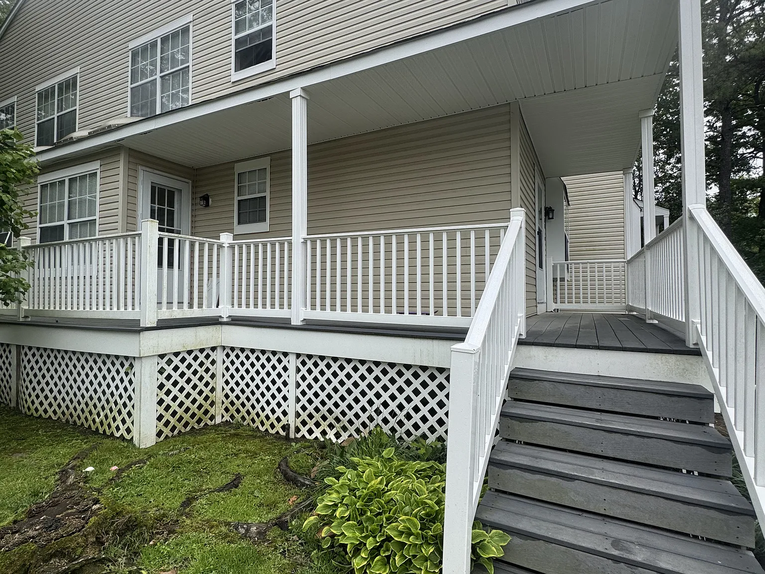 2 bed, 1.5 bath, 1112 sqft, $2,400 — Photo 2