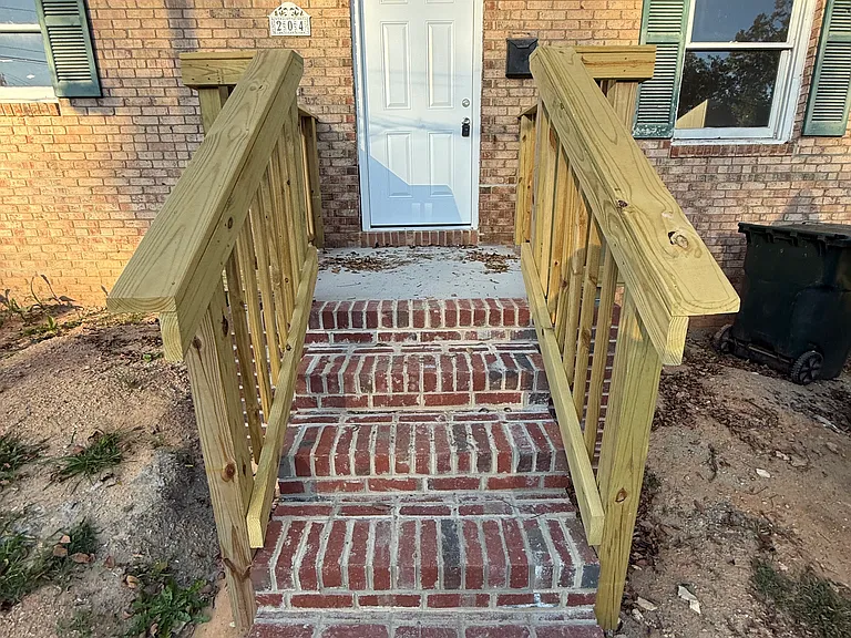 204 Vance Dr NE — Photo 18