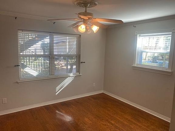 Front bedroom.