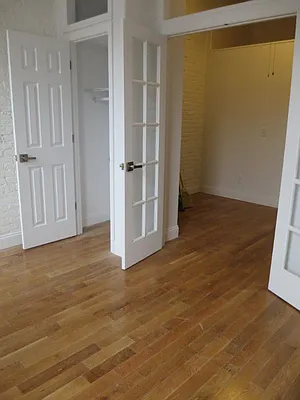 Rented by Centric New York | media 32