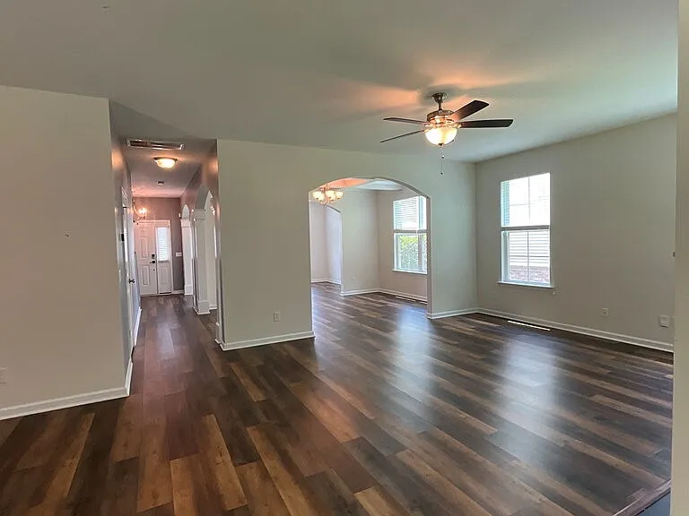 109 Redrock Ct — Photo 7