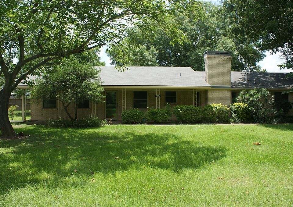 1st image of 4815 W Park Row Blvd