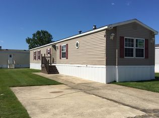 32640 Cary Ln N, New Haven, MI 48048