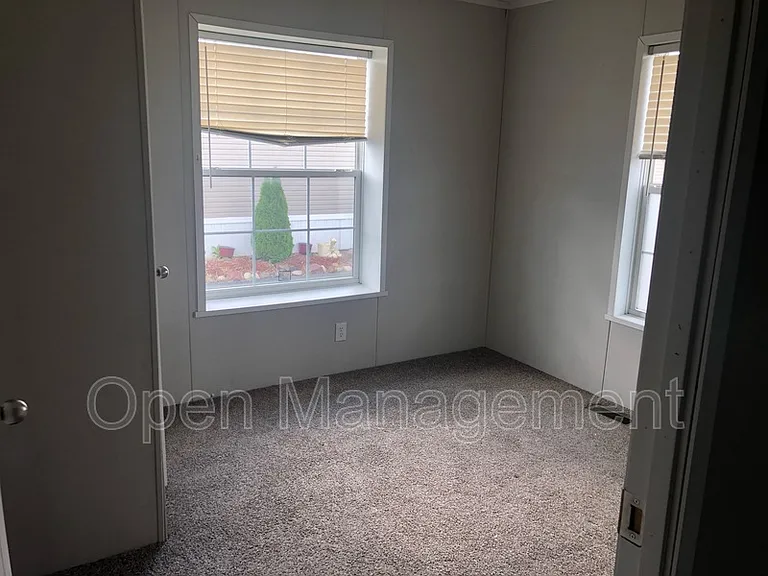 2700 Brookpark Rd #116 — Photo 4