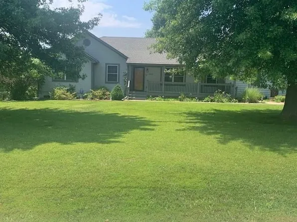 1410 N Charlton Rd, Independence, MO 64056