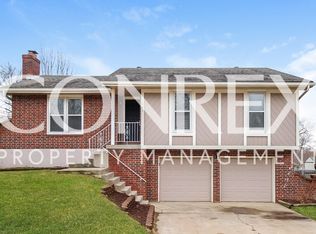 405 N Washington St, Raymore, MO 64083